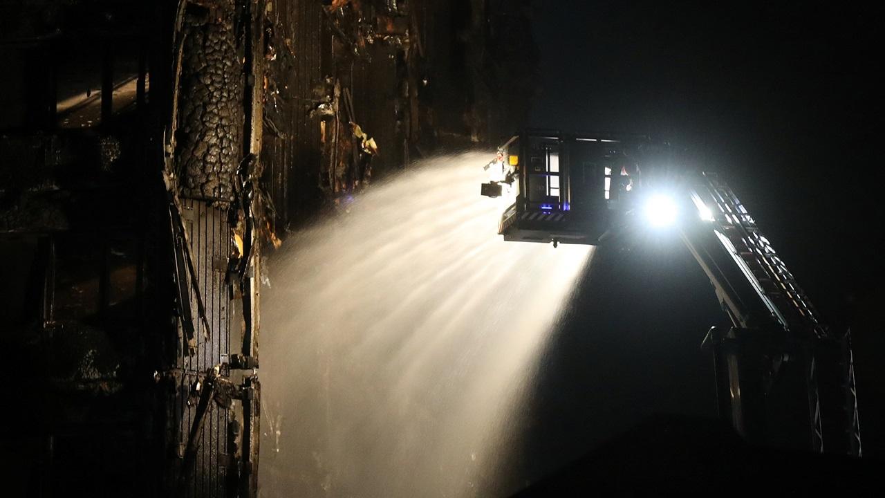 倫敦住宅大火12死逾70傷 料死亡人數會上升