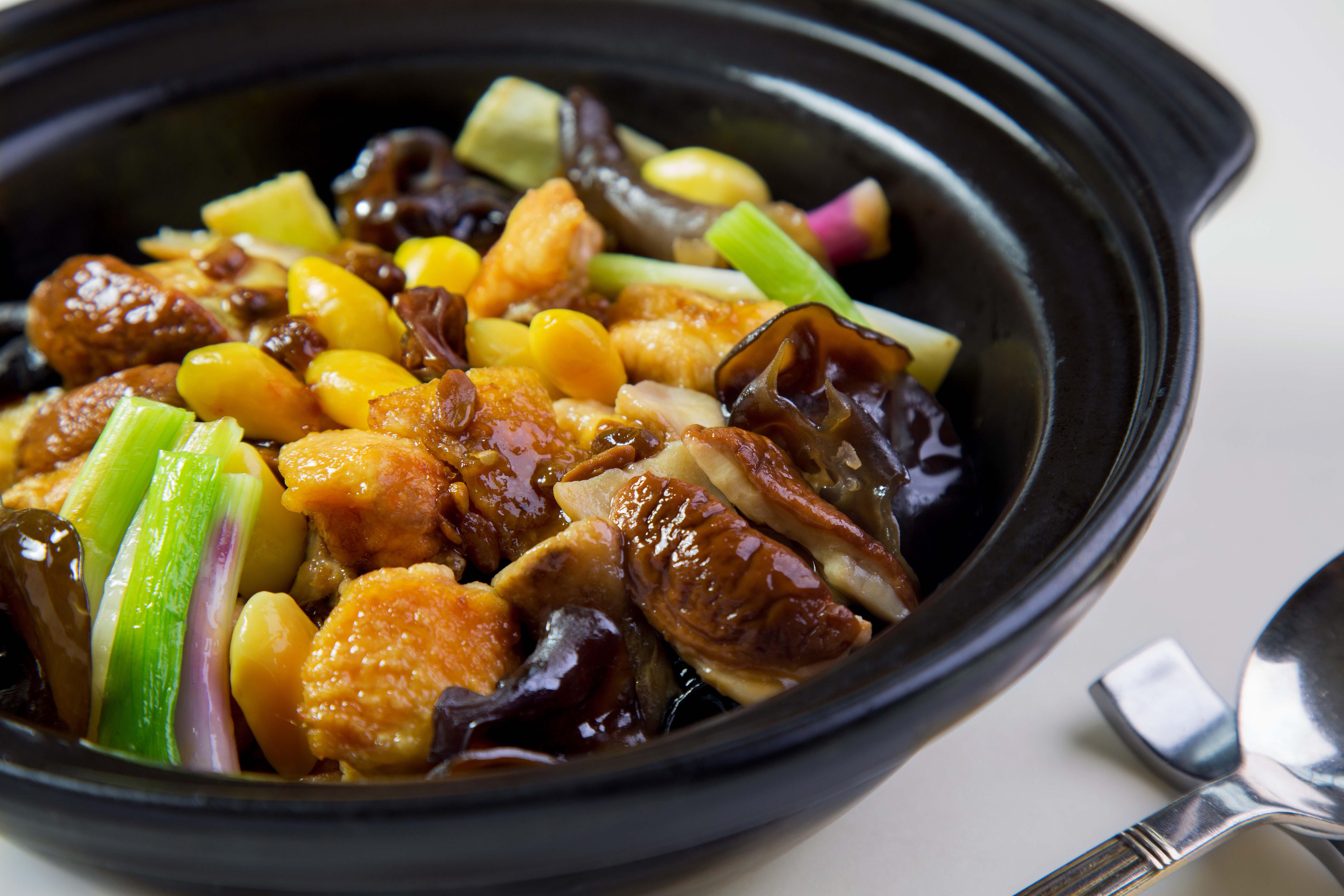 逸東軒鮮菌新菜