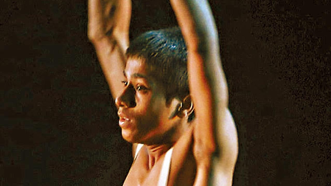 石中之鑽  貧童舞出彩虹