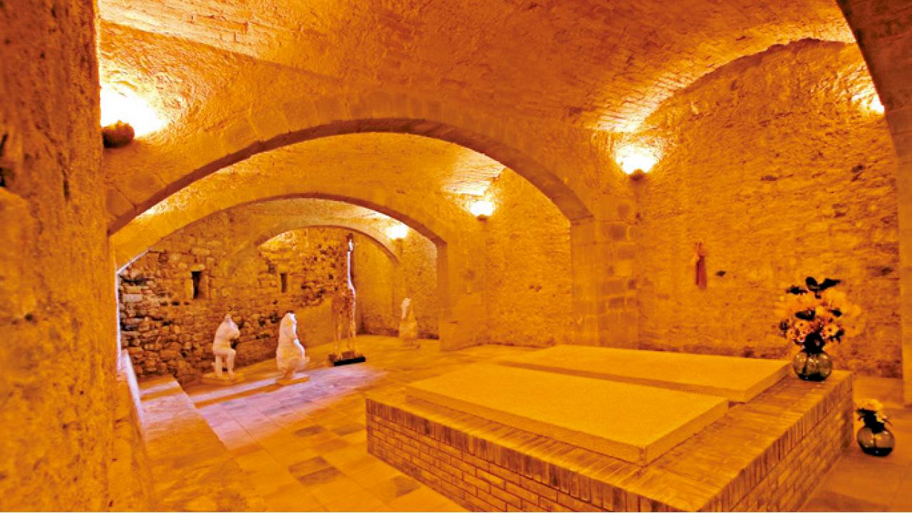 鬼才大師DNA解謎   達利「私生女」開棺認父