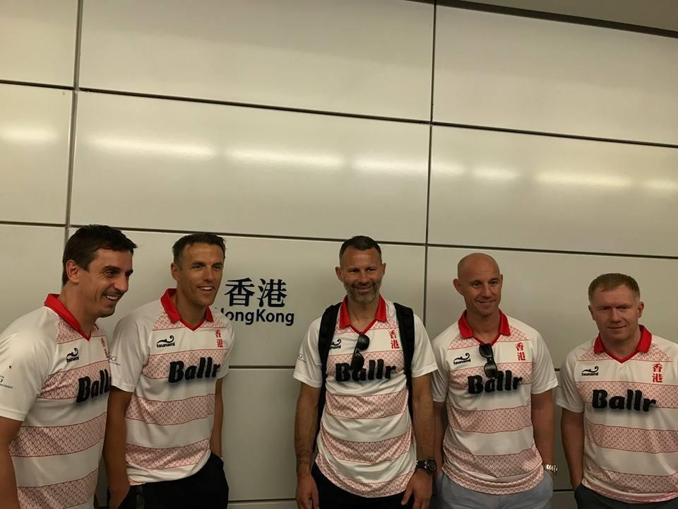 紅魔五小福來港搭港鐵