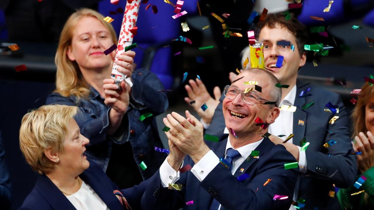 德國議會通過同性婚姻合法化