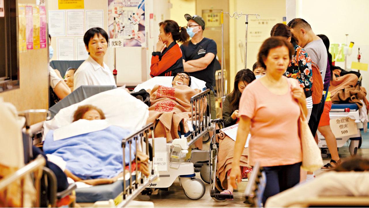 公院爆滿潮稍改善 內科病牀使用率102%