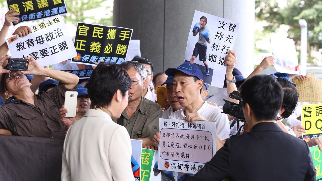 有團體請願促撤銷朱凱廸鄭松泰議員資格 