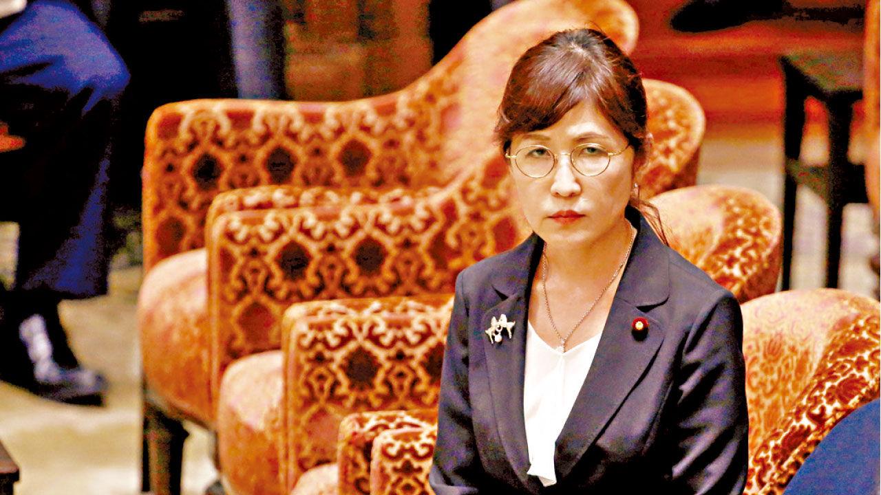 日本防衛大臣稻田朋美辭職