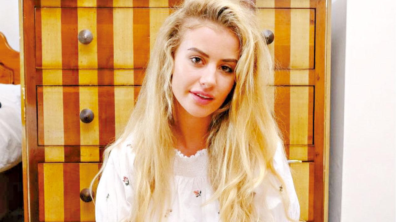 被誘拐英女模 遭質疑認識綁匪