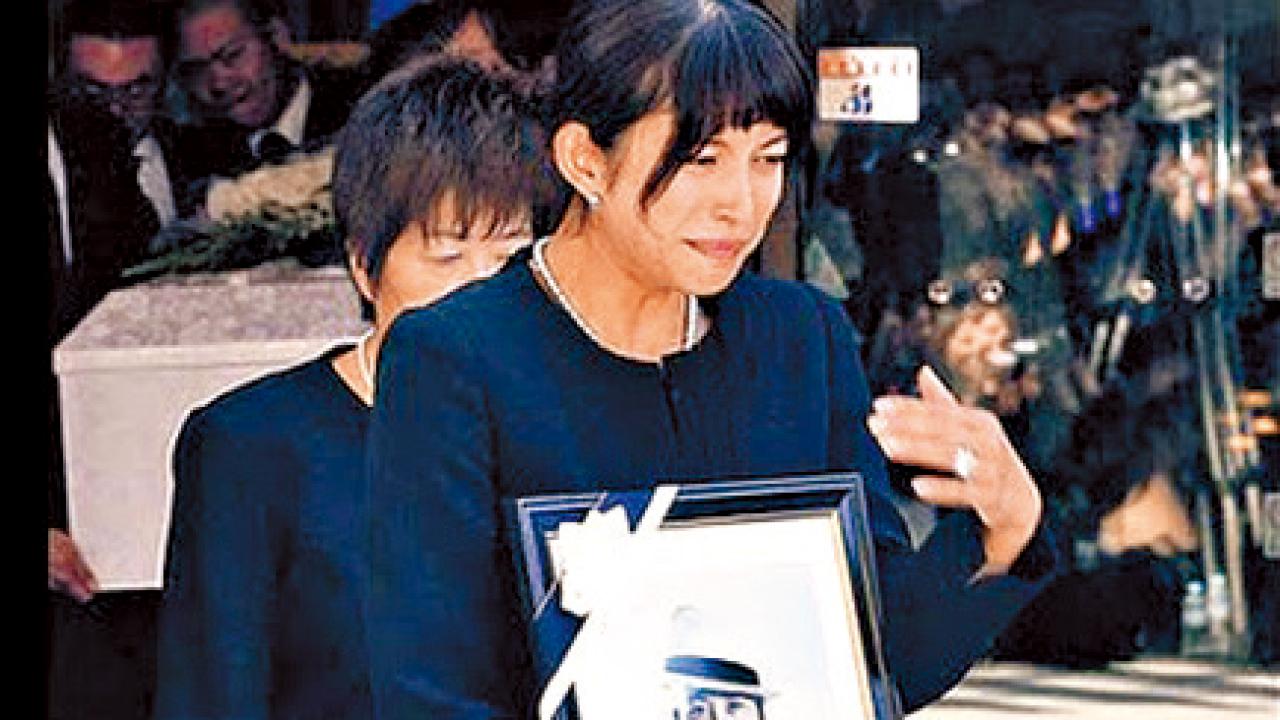 日媒揭上原多香子不忠老公自殺