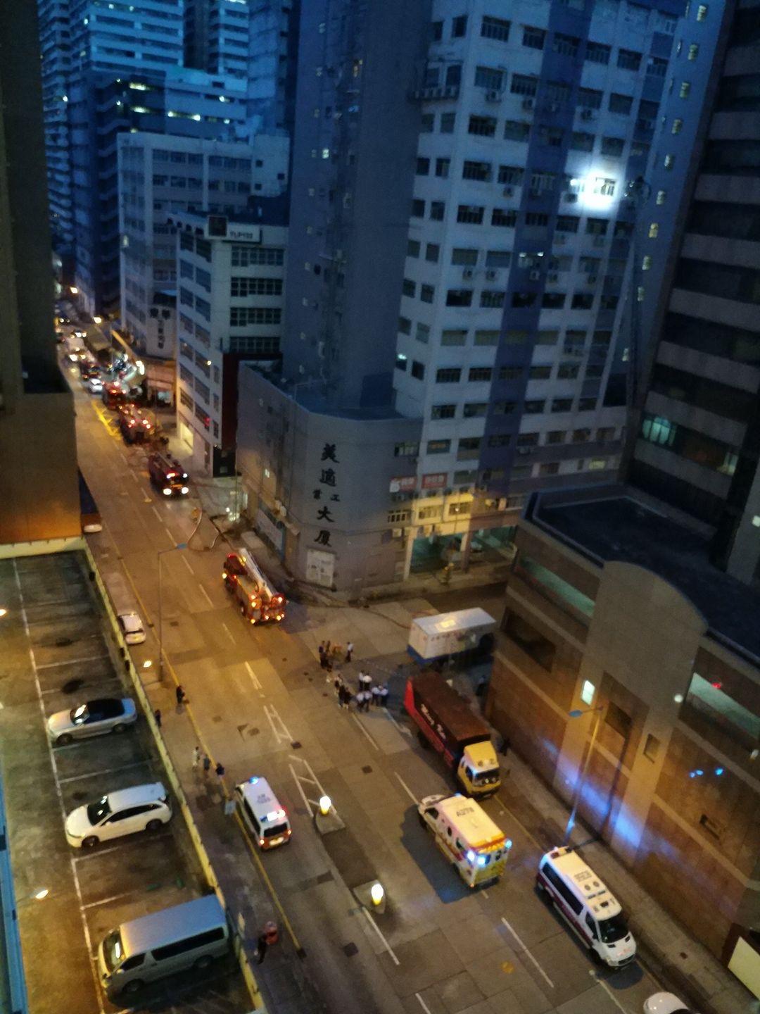 葵涌工廈火警　三人重傷送院