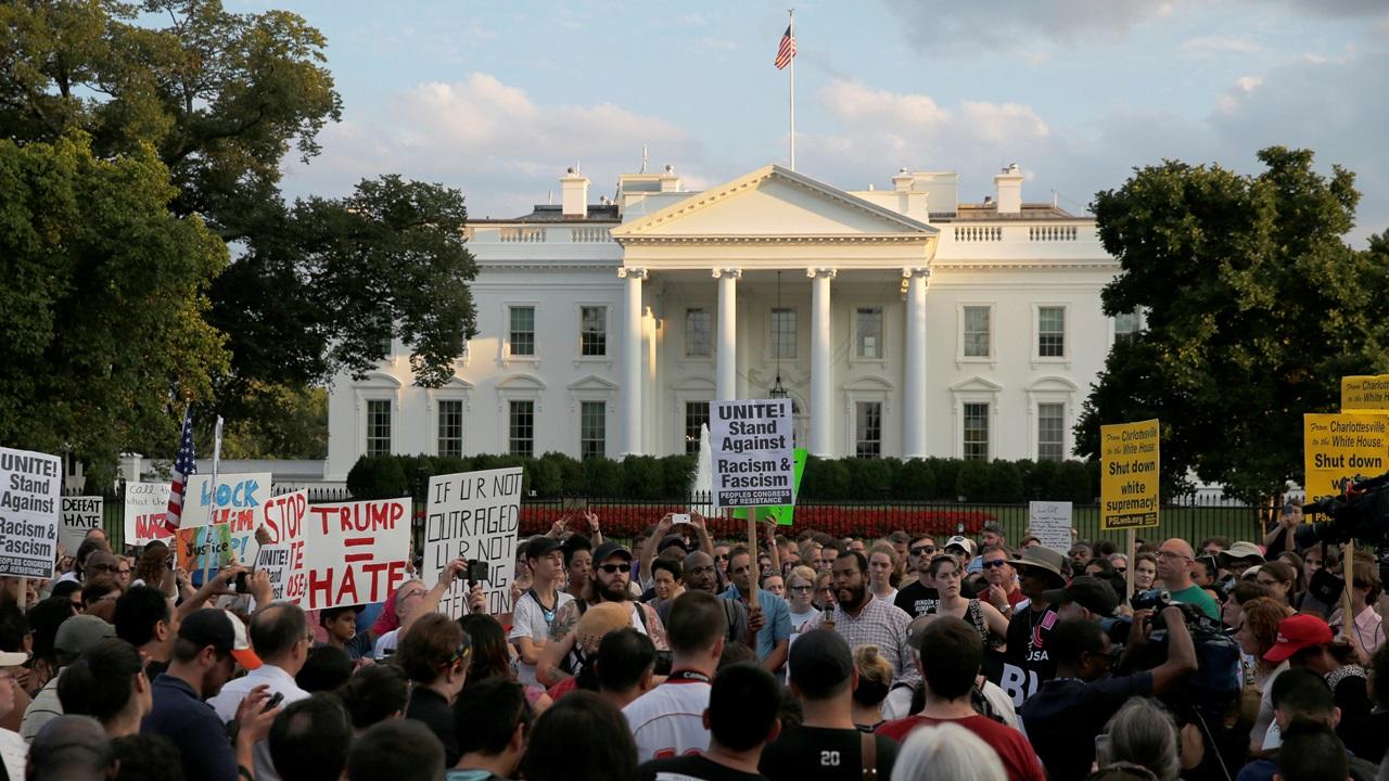 美國FBI及司法部介入調查弗州汽車撞示威者事件