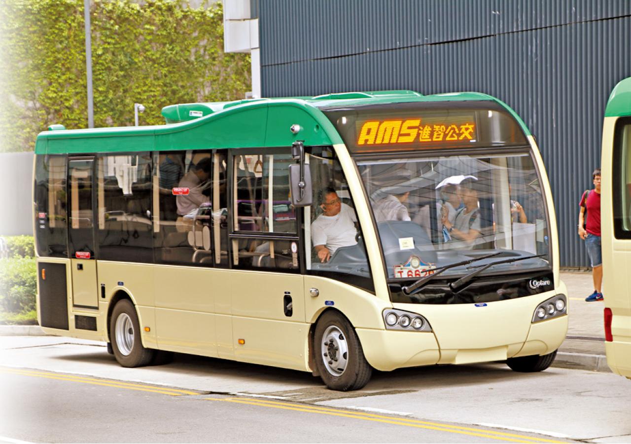 議員倡修例「19+1」 低地台小巴冀月底試行 