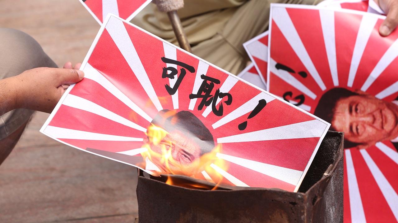 多個團體到日本駐港領事館抗議