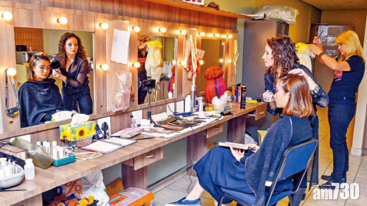 走入後台 窺探華麗背後