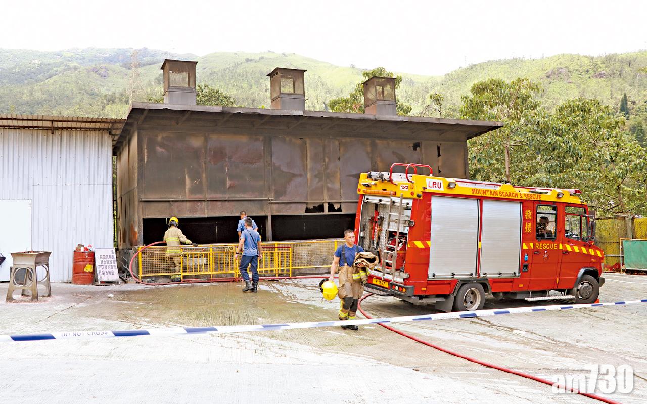 勇救跳化寶爐女子  3消防踏高溫灰燼燒傷