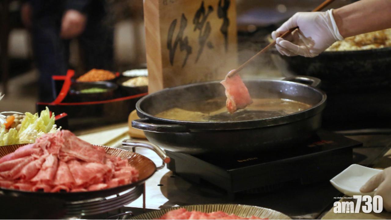 自助餐應該是……