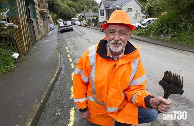 非法髹黃線廿年 保家漢揮贏市政