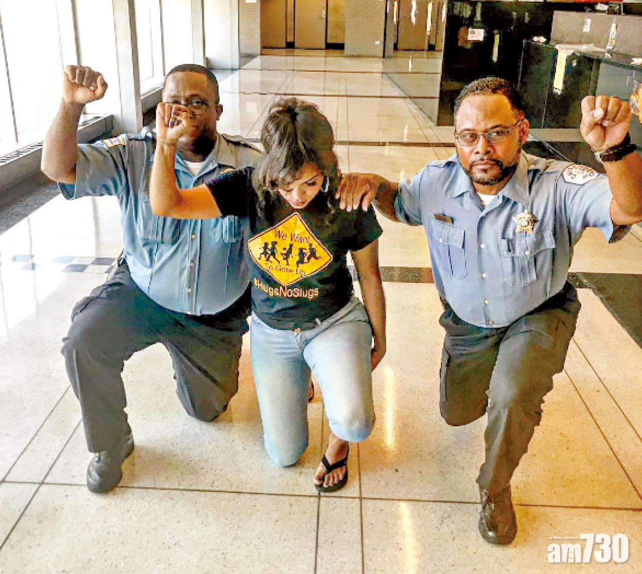 特朗普倡炒國歌示威球員57%人反對