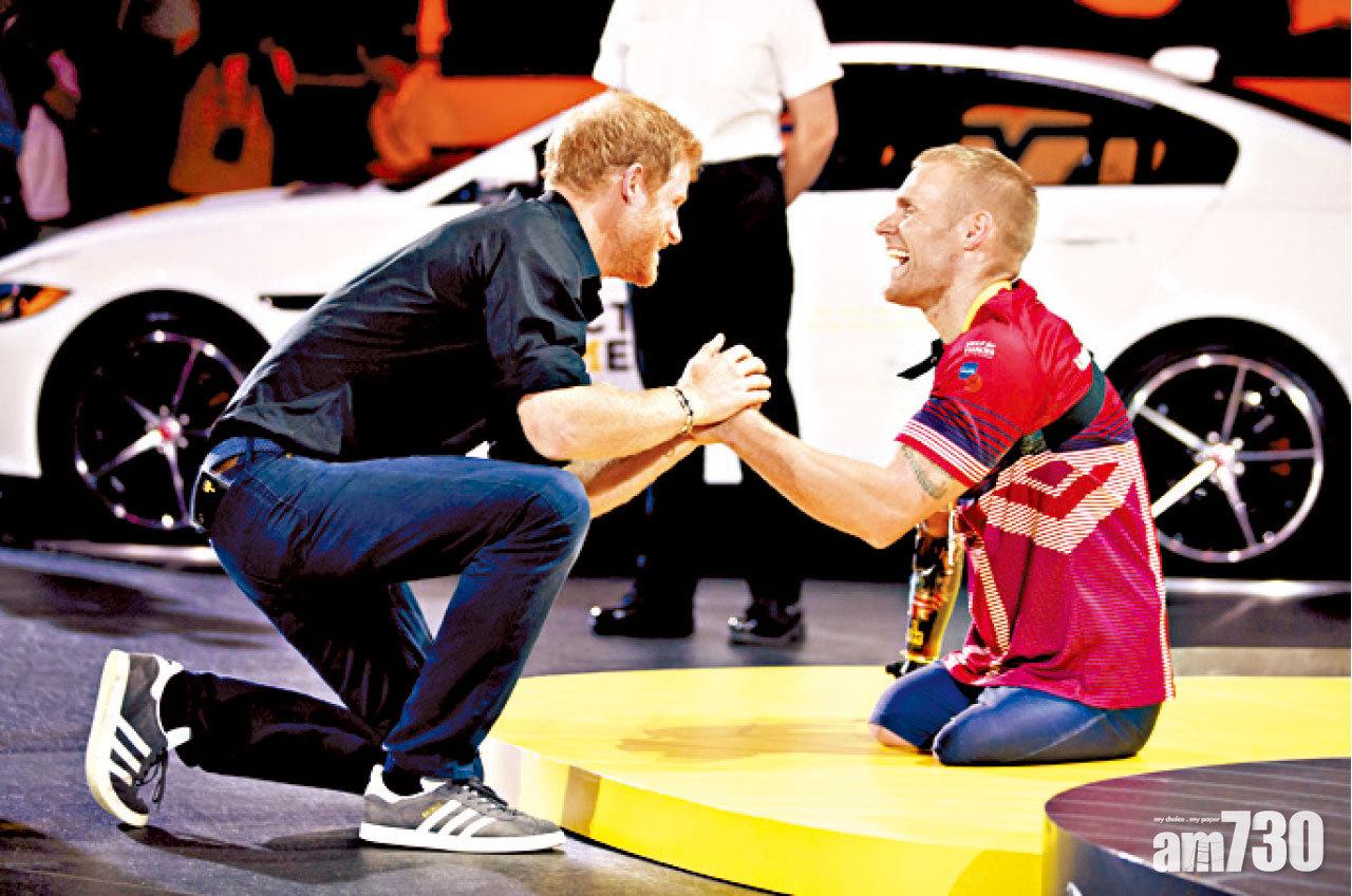 參軍失3肢 英傷兵奮鬥10年奪划艇銀牌