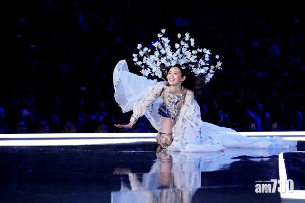 【即時娛樂】名模奚夢瑤行騷跌倒：對不起讓大家失望了