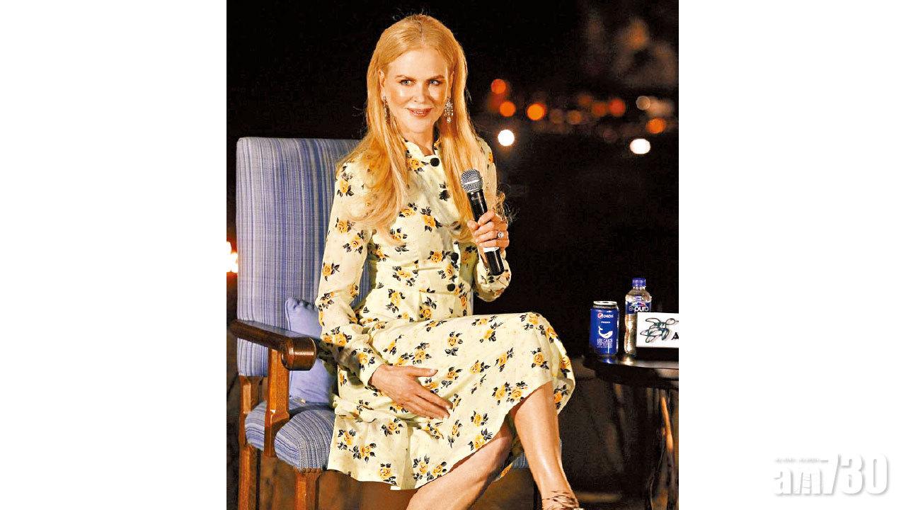 羽毛高踭鞋 仙氣逼人