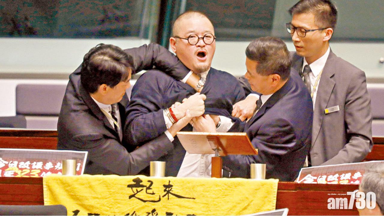 議規戰針鋒相對 胡志偉「走狗論」惹爭議
