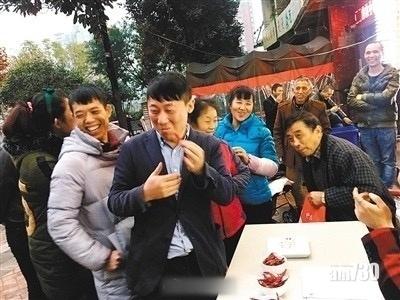 火鍋店請人新招 食得越辣越高人工