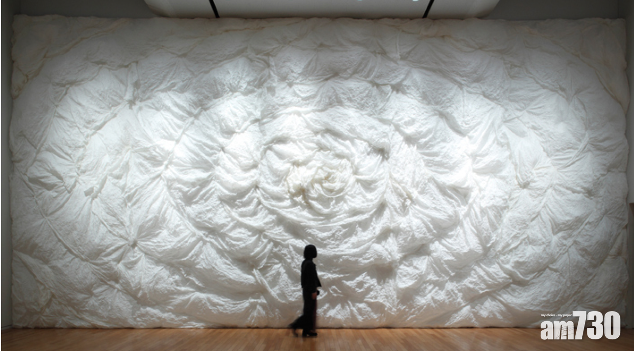 日本紡織大師新井淳一首個回顧展