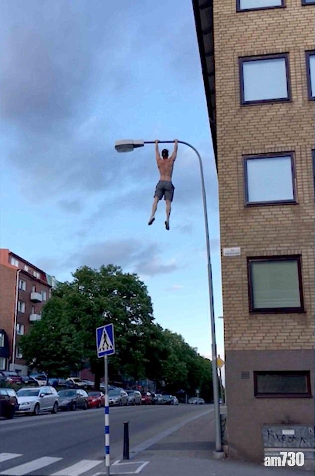 猛男即興燈柱舞