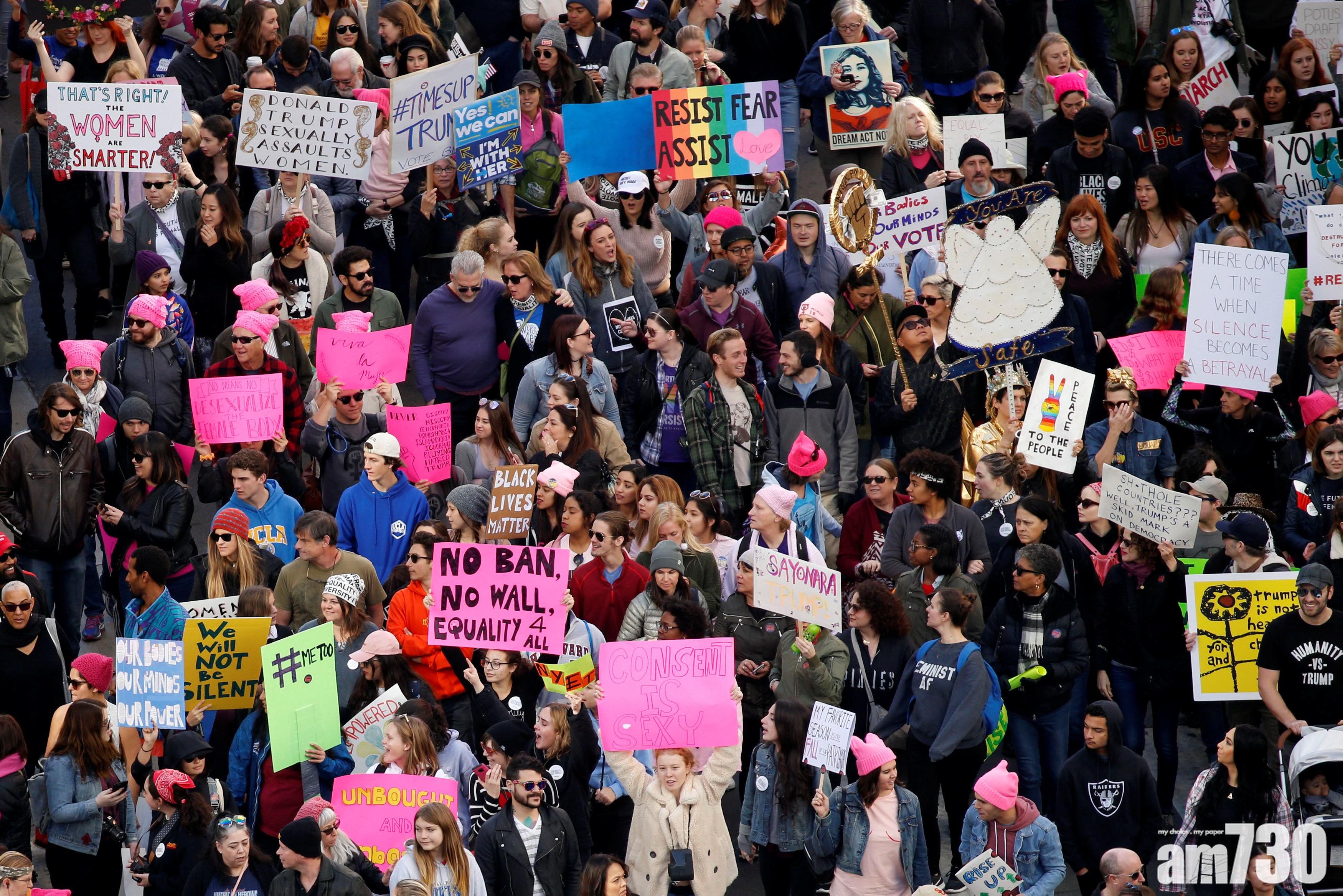 特朗普上任一年 全美數十萬婦女遊行 