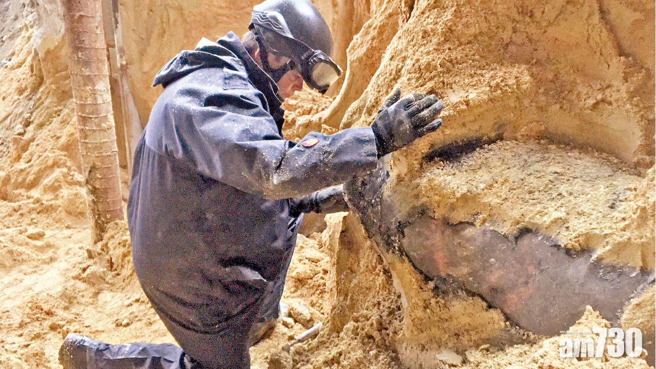 五日內兩現千磅炸彈  灣仔急撤逾四千人拆彈