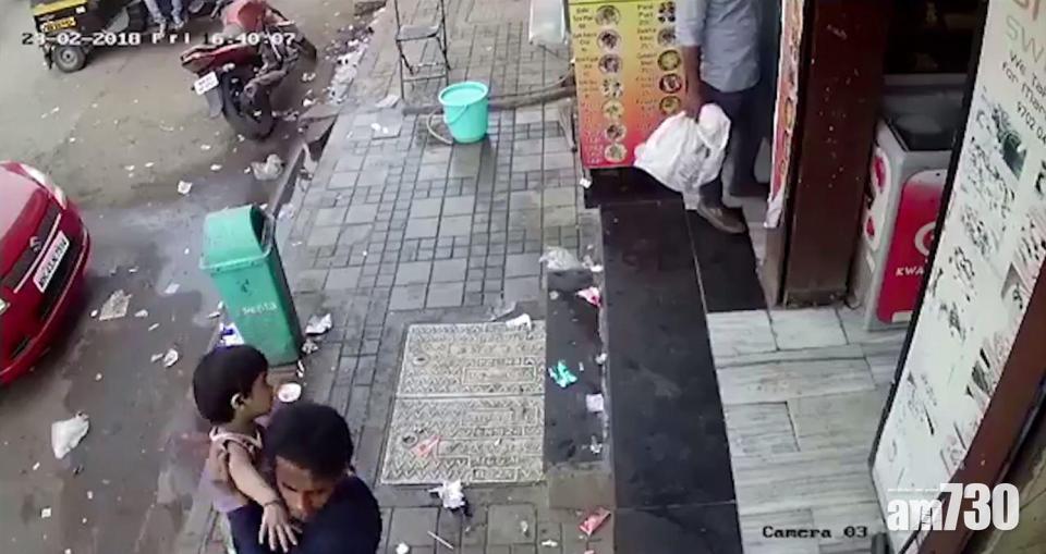 【有片】家長注意 拐子佬數秒拐走女童