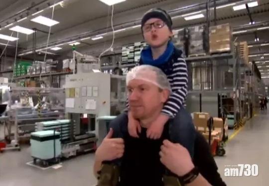 【人間有情】喪妻漢需照顧血癌兒　同事一呼百應捐年半OT假期