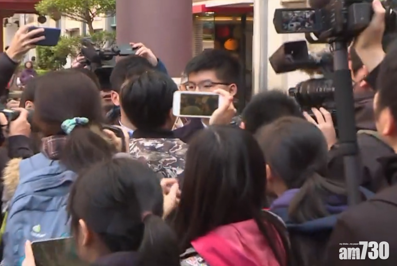 港島選區有候選人及助選團遭指罵及推撞