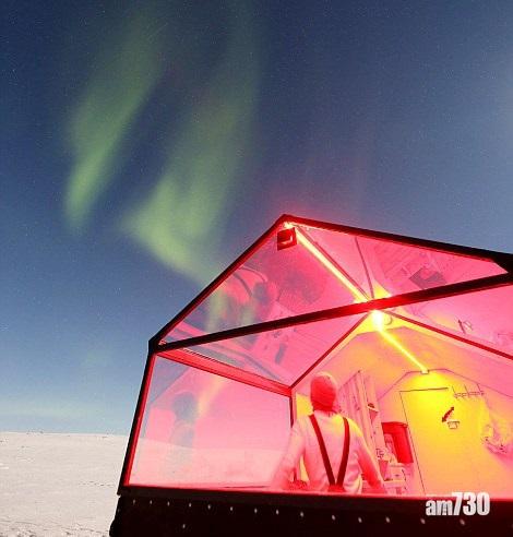 流動套房追蹤北極光