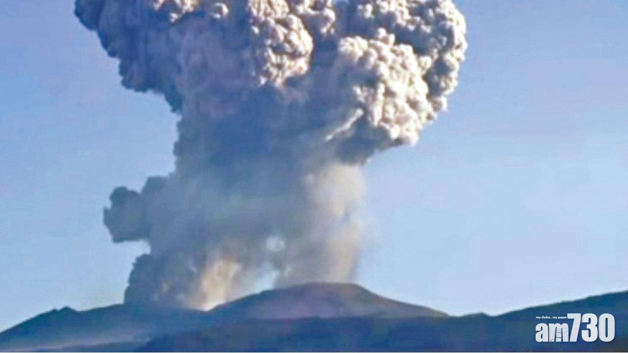 新燃岳火山再噴發 首現火山碎屑流