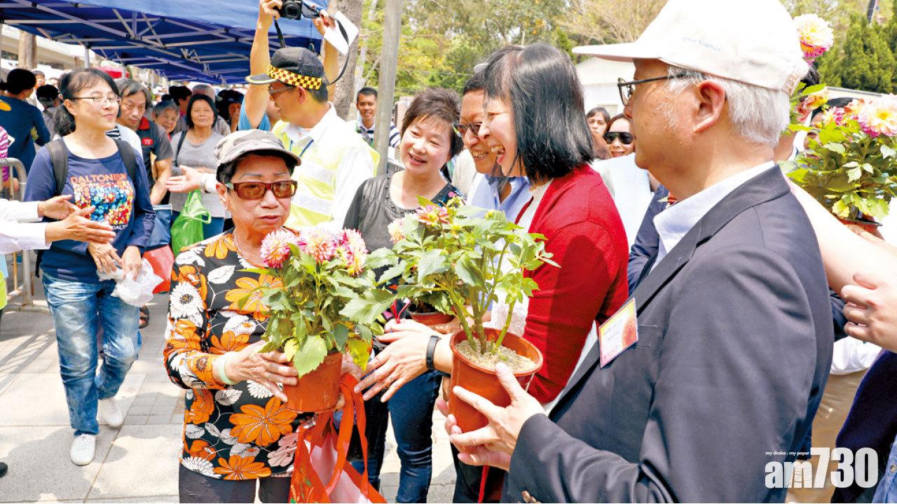 首派5000花卉贈市民 盼市民培養綠Life