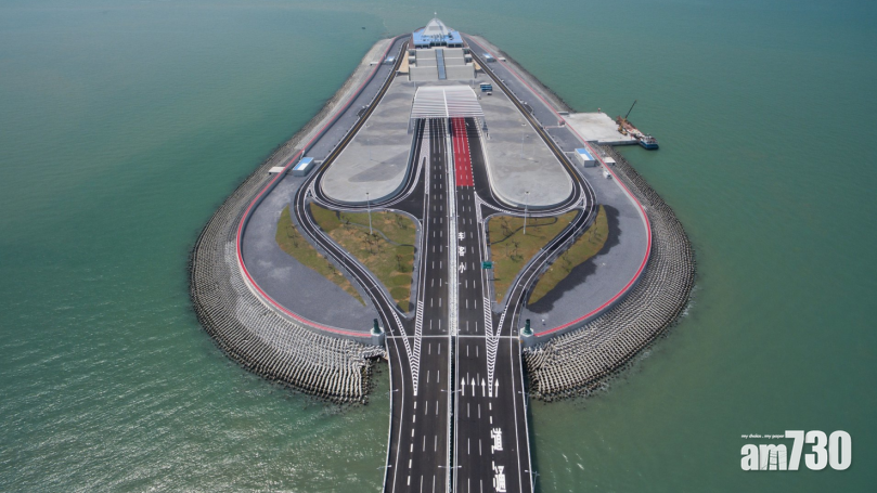 港珠澳橋人工島防波堤疑被沖散  管理局闢謠：嚴格按照設計施工