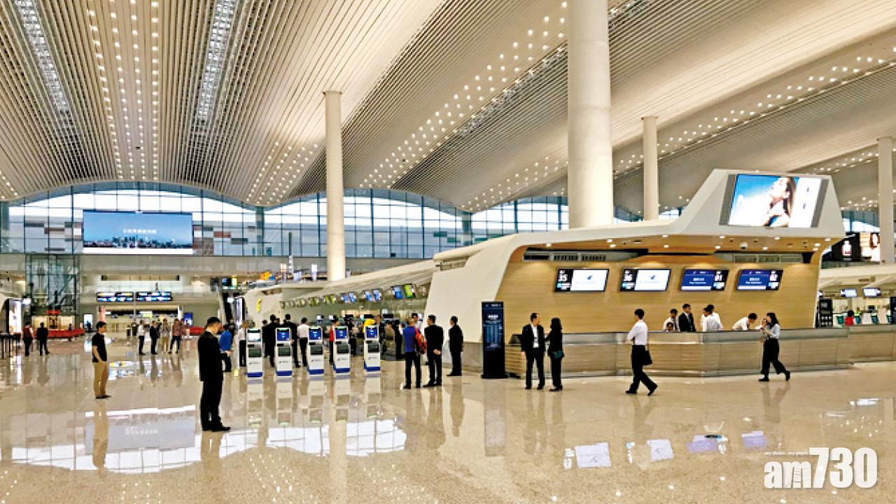 廣州白雲機場第二航廈啟用