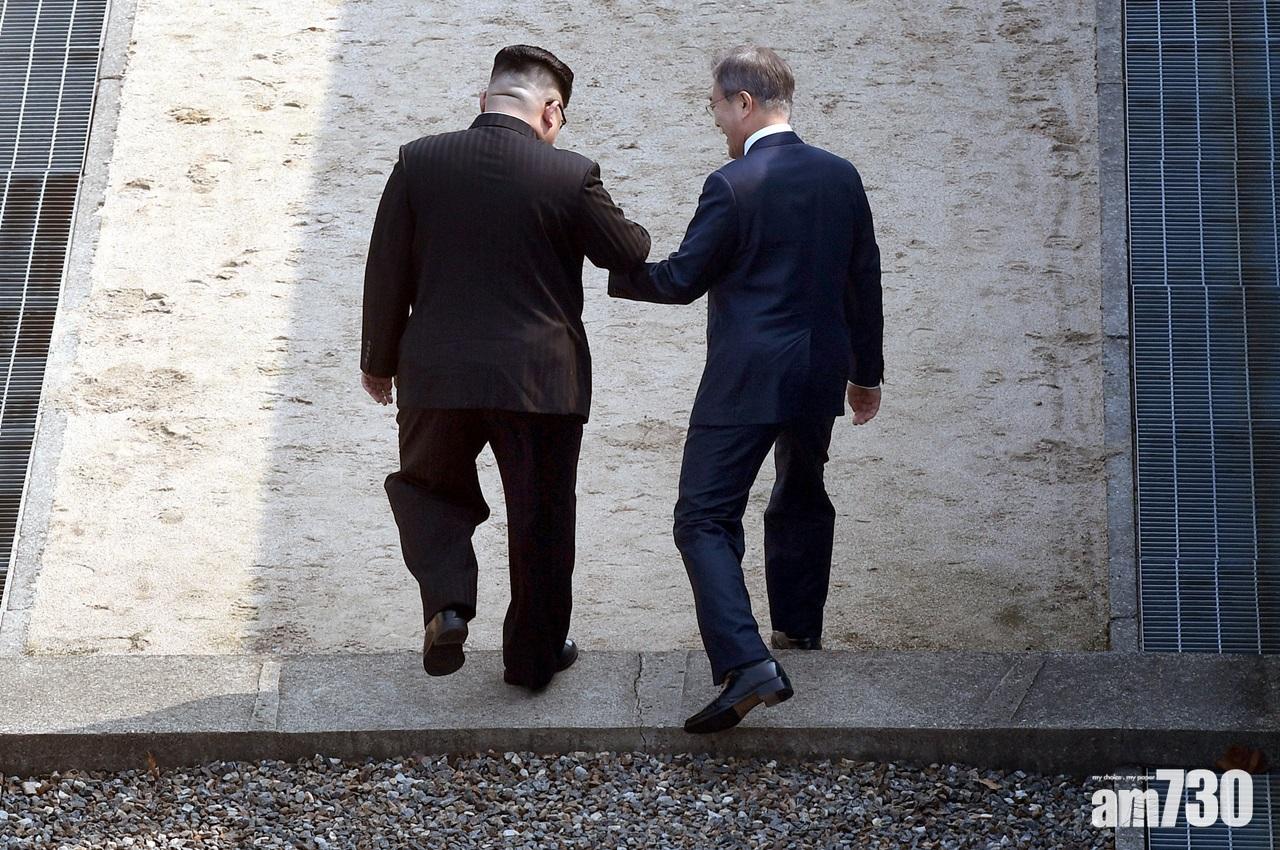 【兩韓首腦會談】文在寅金正恩挽手跨越分界線