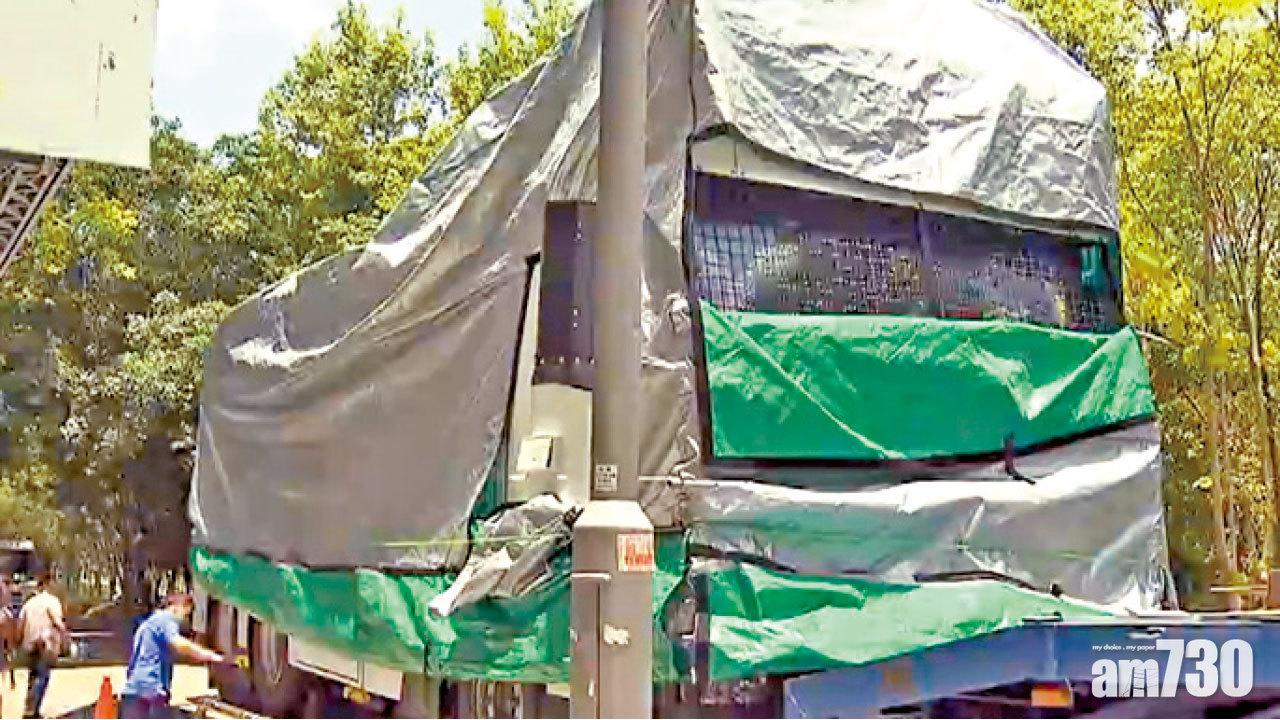 餘下兩輛下月付運  警首輛水炮車抵港