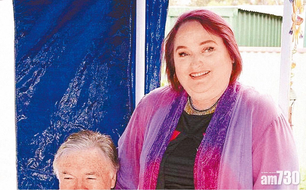 用20年前睫毛膏 澳婦將失明