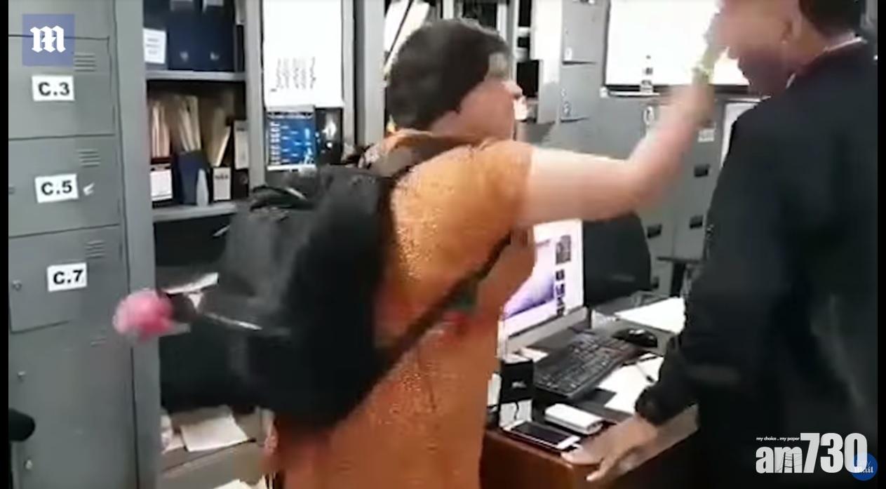 【有片】英大媽逾期逗留峇里島  拒交罰款怒摑入境處職員