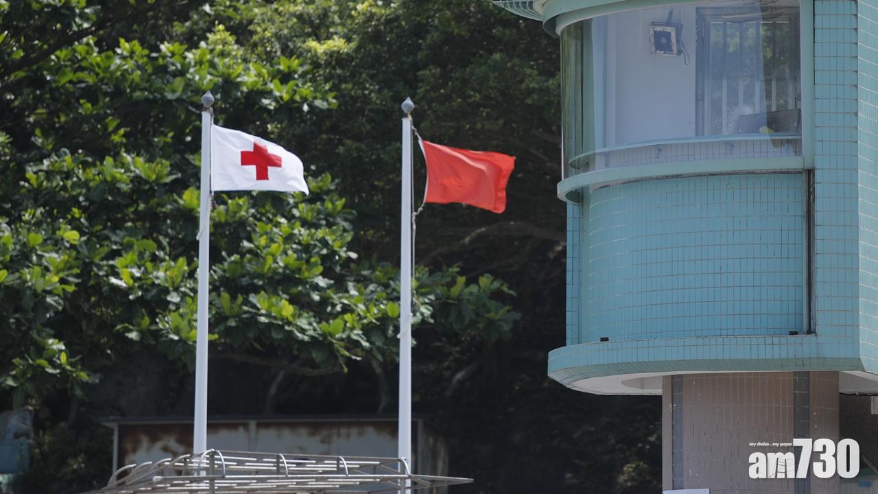 多個泳灘懸掛紅旗 廈門灣及橋咀泳灘暫停救生服務