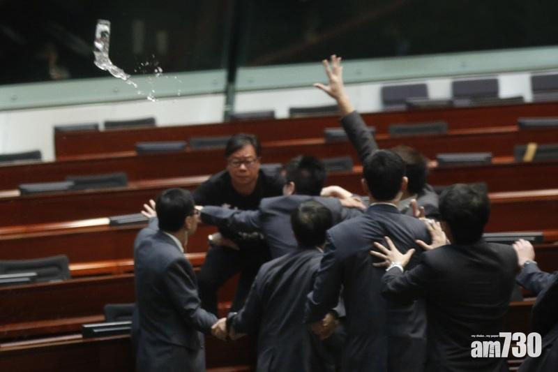 【掟杯案】黃毓民上訴得直獲撤定罪及監禁刑期