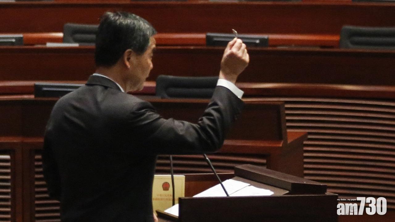 【掟杯案】判詞：梁振英表現氣定神閒  與證供說法不符