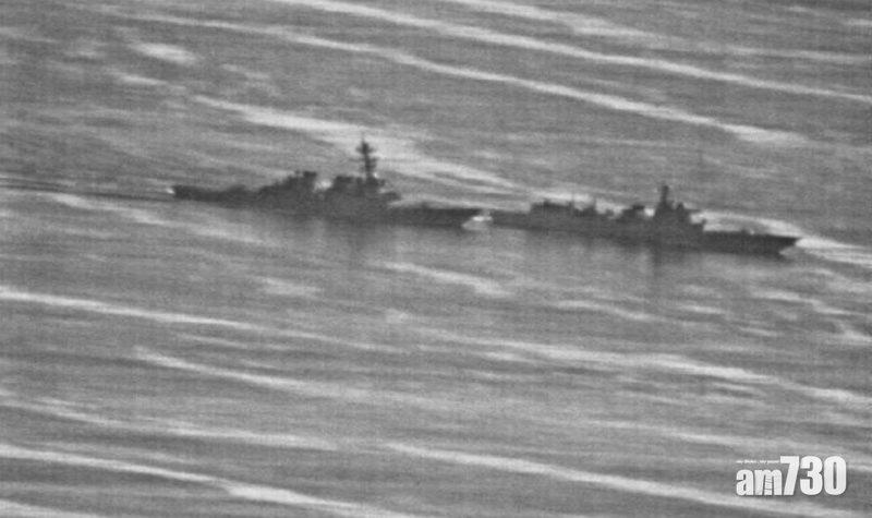 中國艦攔截美國艦照片曝光  外媒指兩艦似乎較公布距離更近