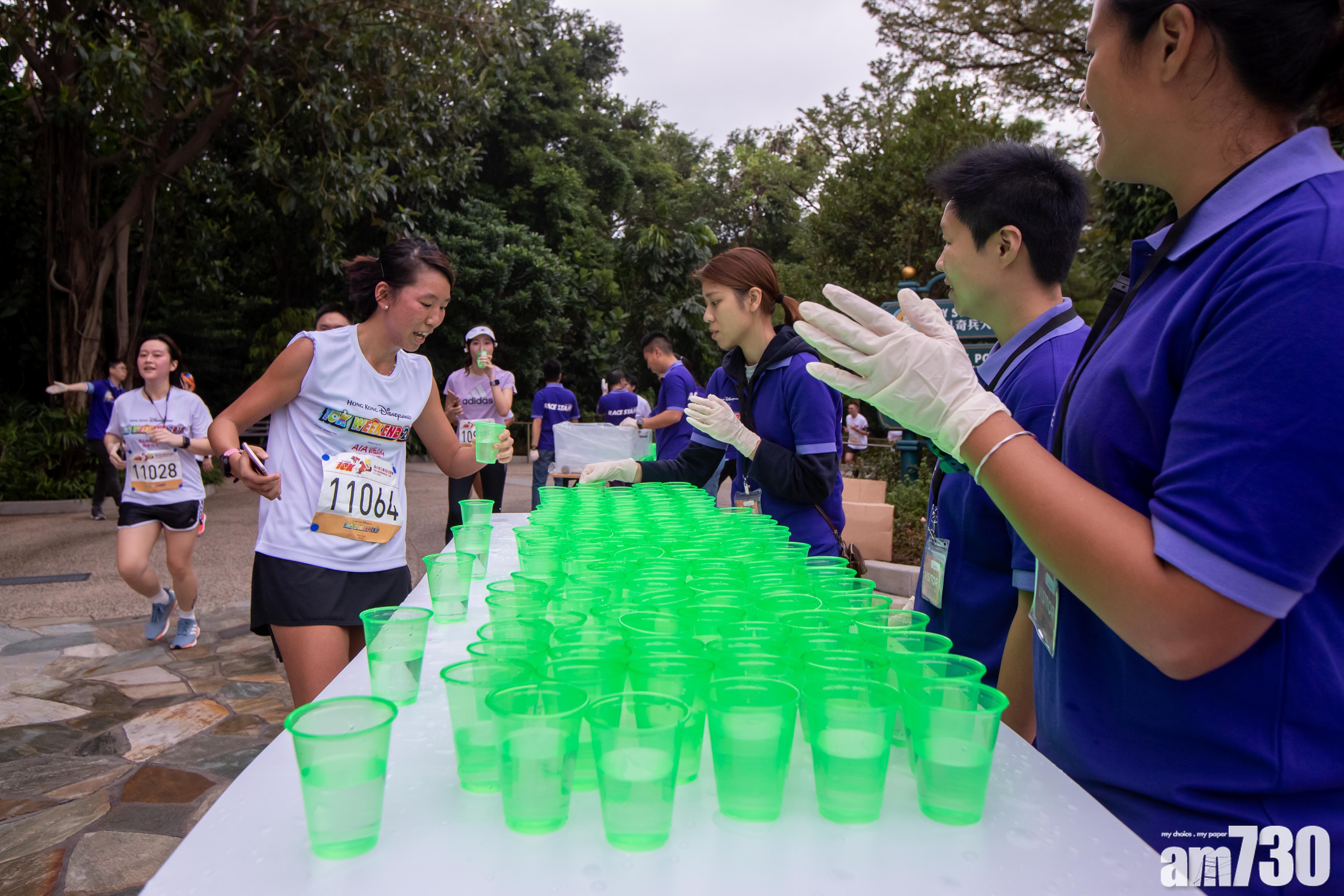 迪士尼跑推環保措施 引入可回收膠杯