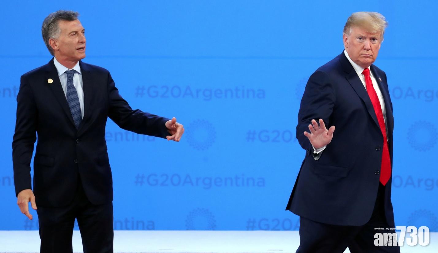 【冇乜事我走先】握完手即走唔影大合照  特朗普令阿根廷總統好尷尬