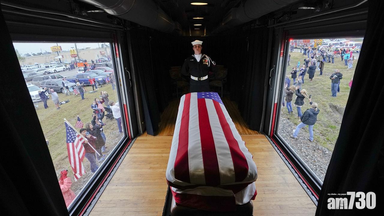 老布殊靈柩運抵家族墓地安葬