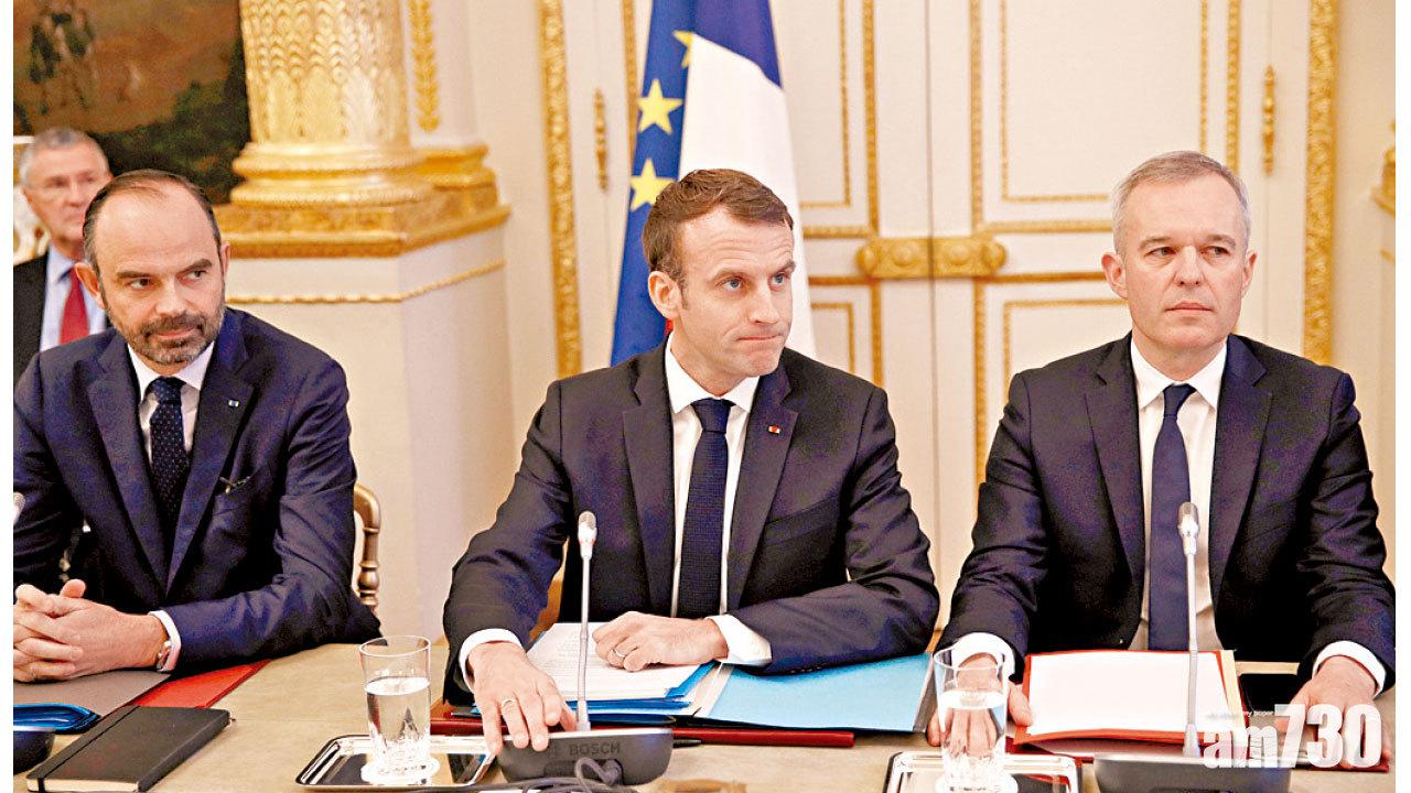 「黃背心」示威迫到埋身 馬克龍全國講話冀息民怨