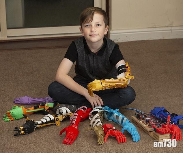 小英雄單手變十臂